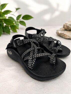 Chaco ZX/2 Boost Black Strappy Sandals W8 Hiking Trail